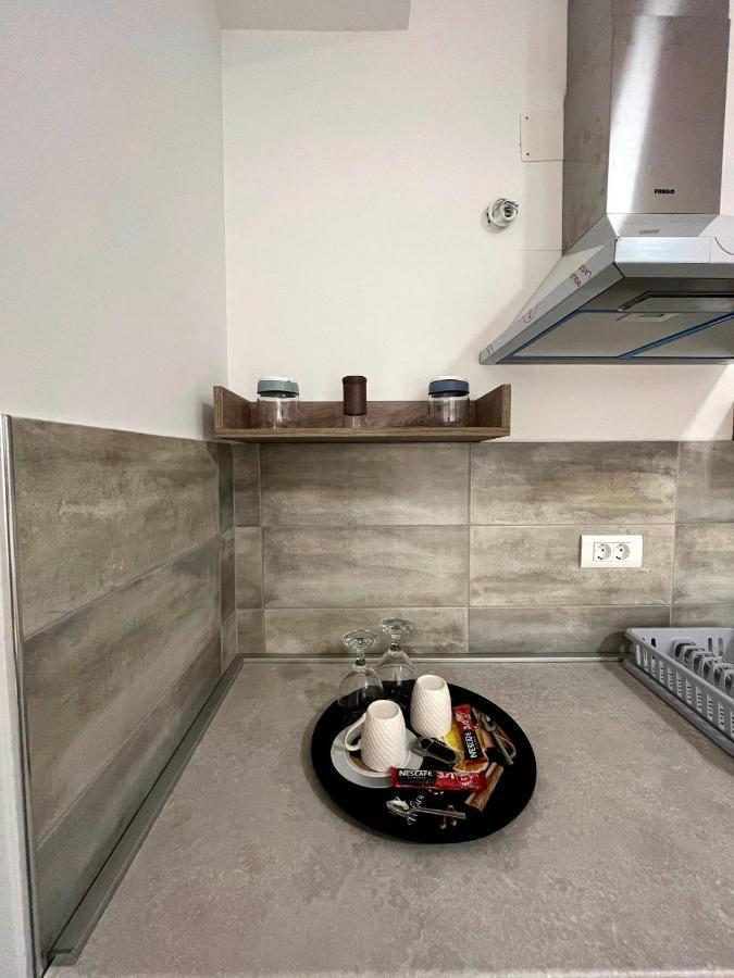 Darki Apartments 3 - Very Central Stay With Free Parking Ohrid Esterno foto