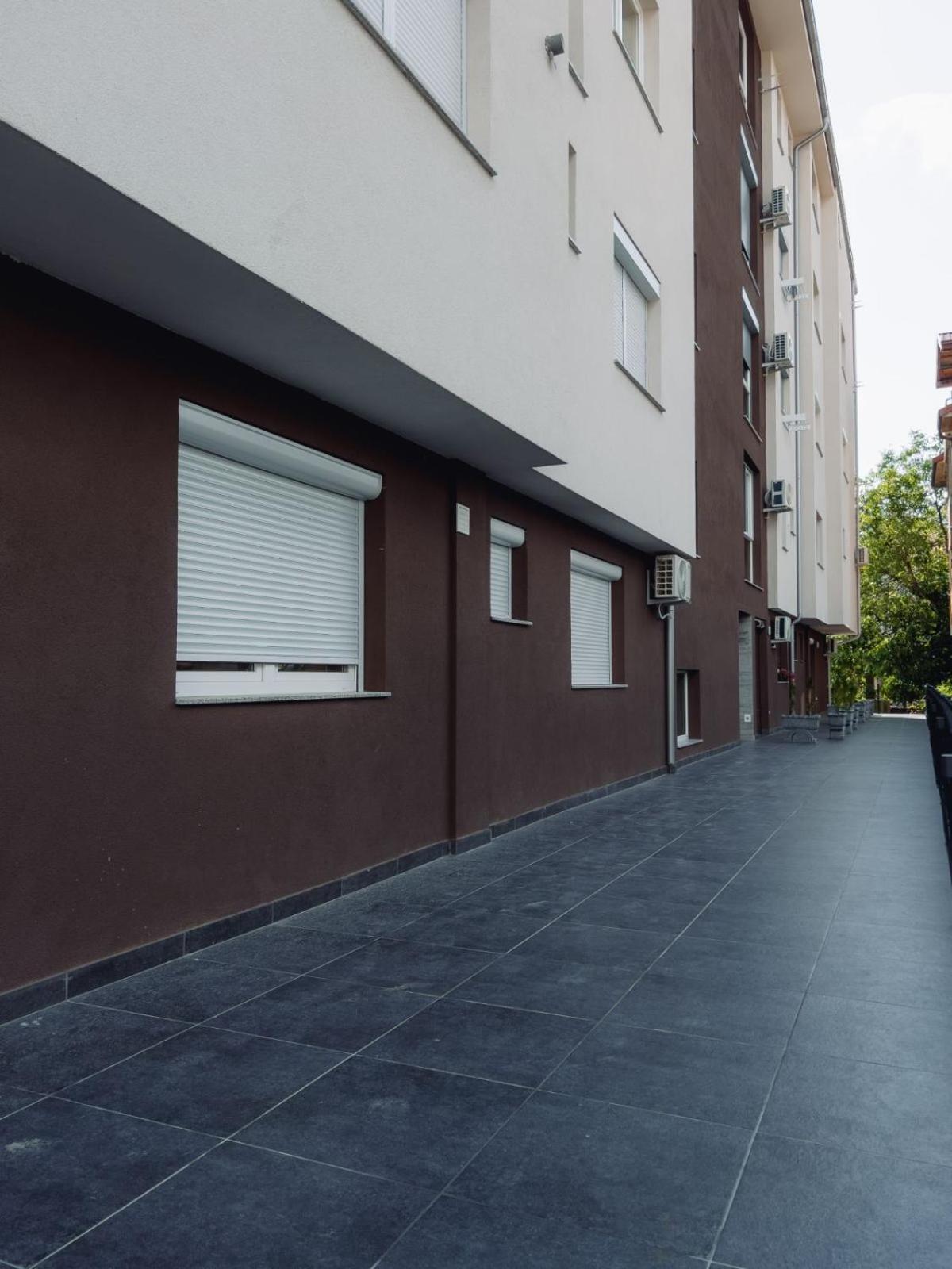 Darki Apartments 3 - Very Central Stay With Free Parking Ohrid Esterno foto