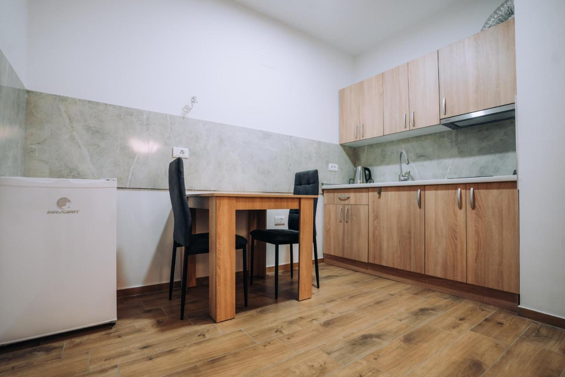 Darki Apartments 3 - Very Central Stay With Free Parking Ohrid Esterno foto
